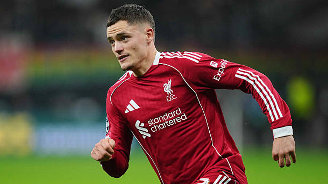 Andy Robertson Minta Publik Nilai Florian Wirtz dari Permainannya