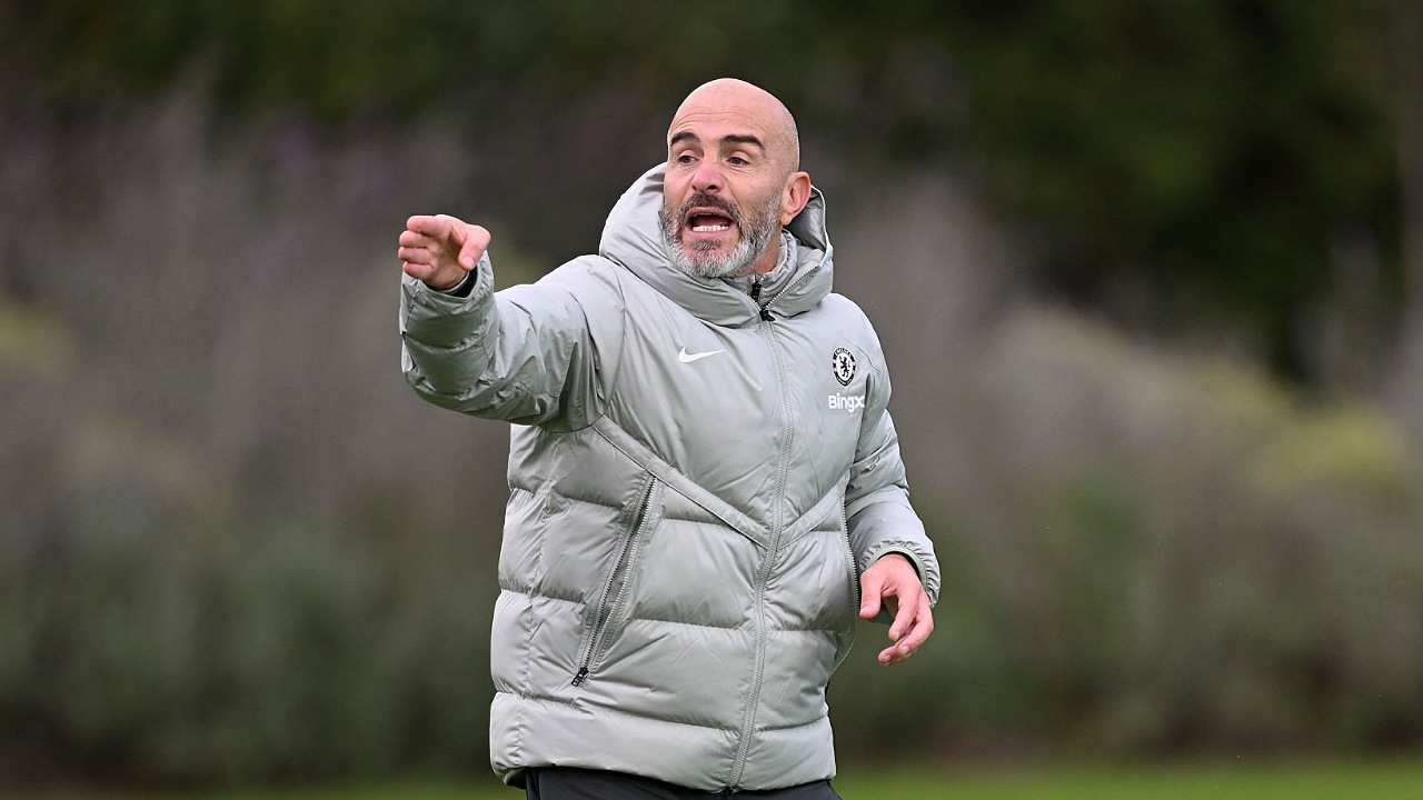 Enzo Maresca Belum Tertarik Terapkan Lemparan Jauh di Chelsea