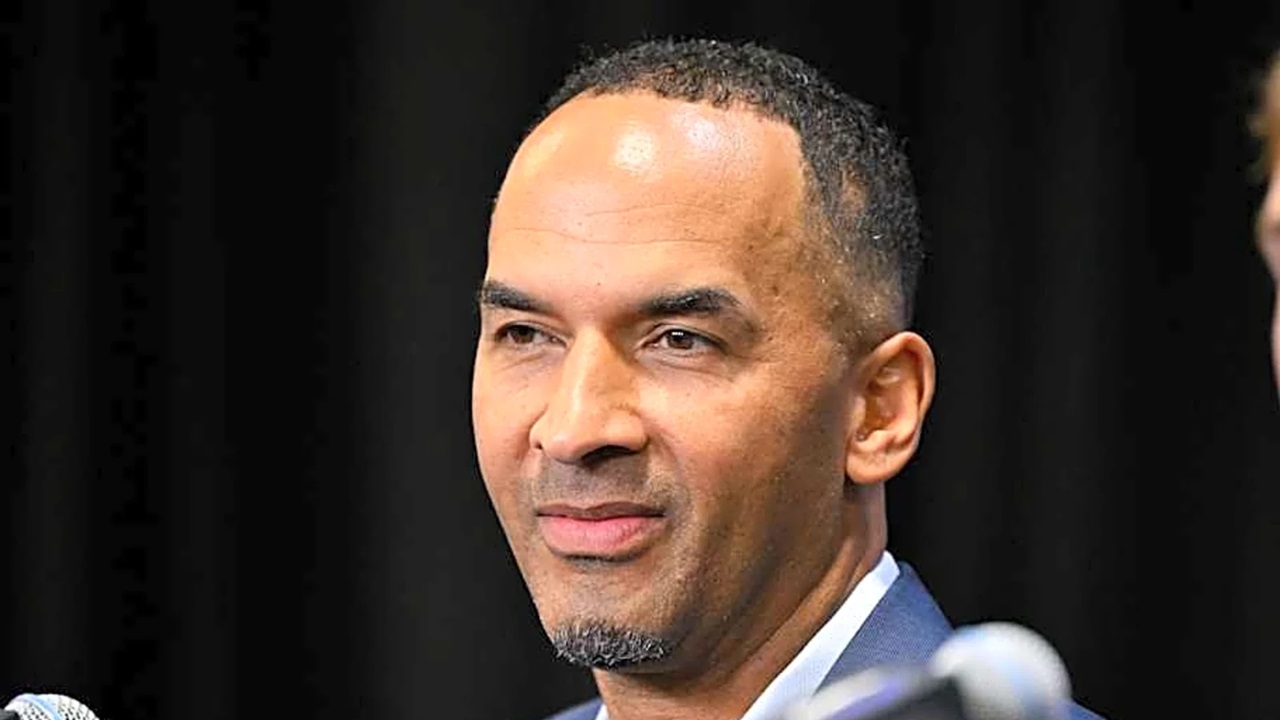 Fans Mavericks Teriak Pecat Nico Harrison Usai Kembali Kalah