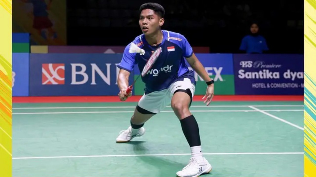 Menangi Derby, Moh Zaki Ubaidillah Melesat ke Final Indonesia Masters 2025