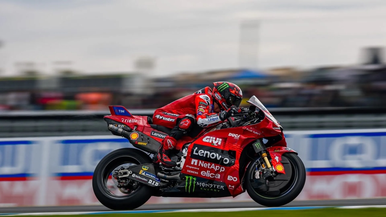 Ban Bocor Jadi Biang Kegagalan Francesco Bagnaia di MotoGP Malaysia