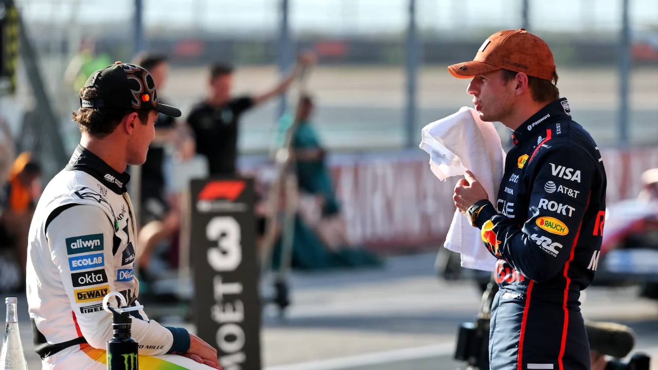 McLaren Pilih Fokus ke Persiapan F1 2026 Meski Verstappen Terus Mengancam