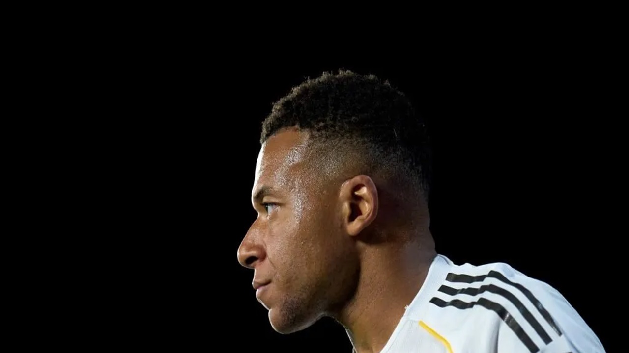 Real Madrid TelahTentukan Algojo Lawan Barcelona