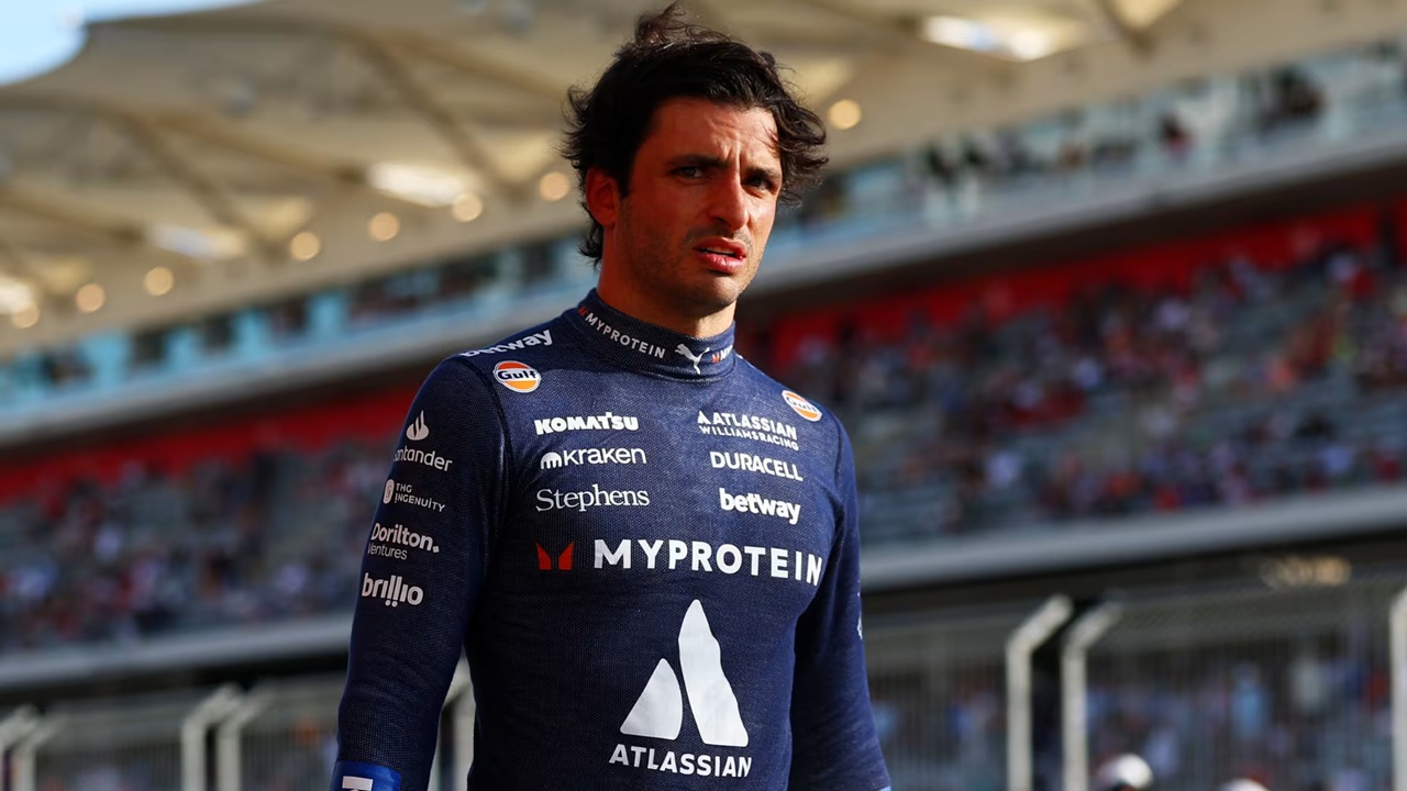 Sudah Cetak Lap Sempurna, Carlos Sainz Justru Turun ke Posisi 12