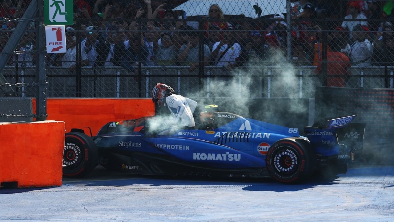 FIA mengaktifkan Virtual Safety Car usai insiden Carlos Sainz GP Meksiko