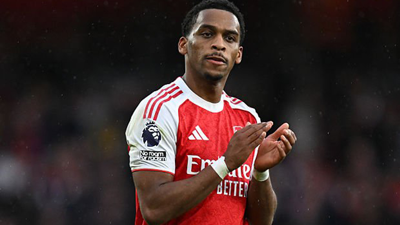 Jurrien Timber Akui Tak Mudah Bagi Arsenal untuk Kalahkan Crystal Palace