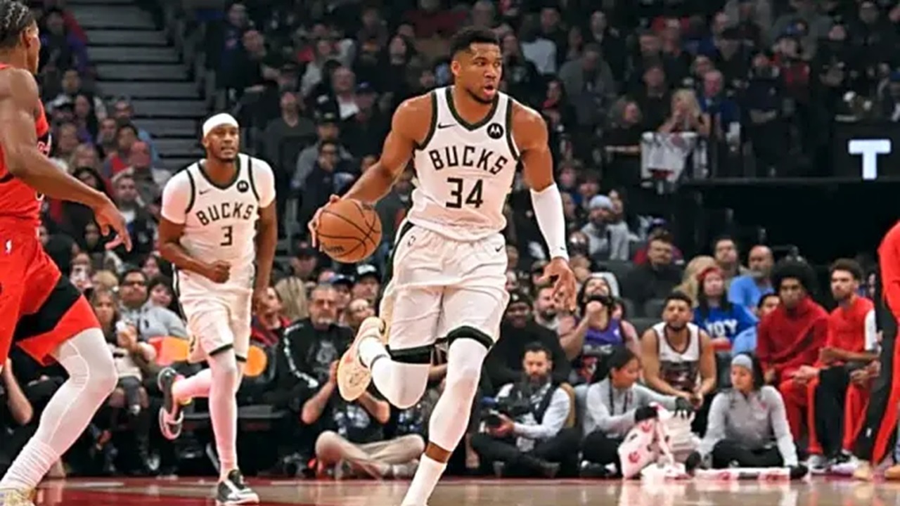 Giannis Antetokounmpo Lega Bucks Bisa Tumbangkan Knicks