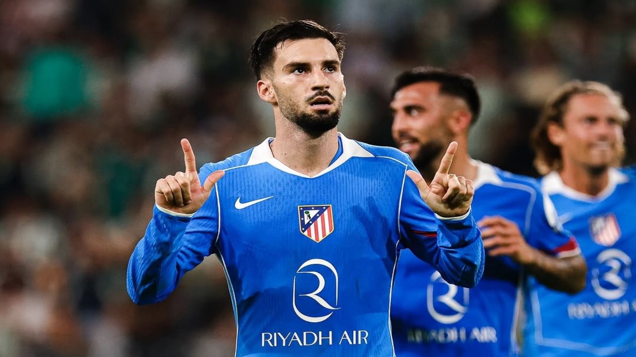 Gelandang Atletico Madrid