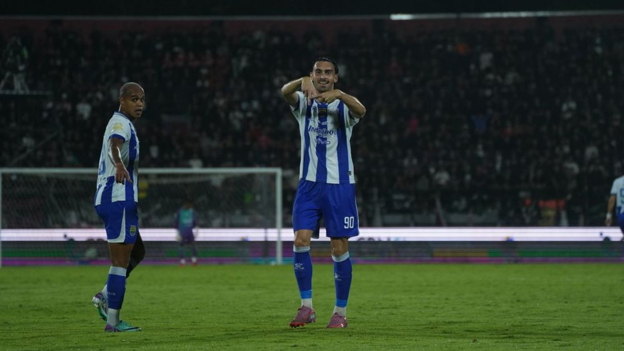 Striker Persib, Andrew Jung