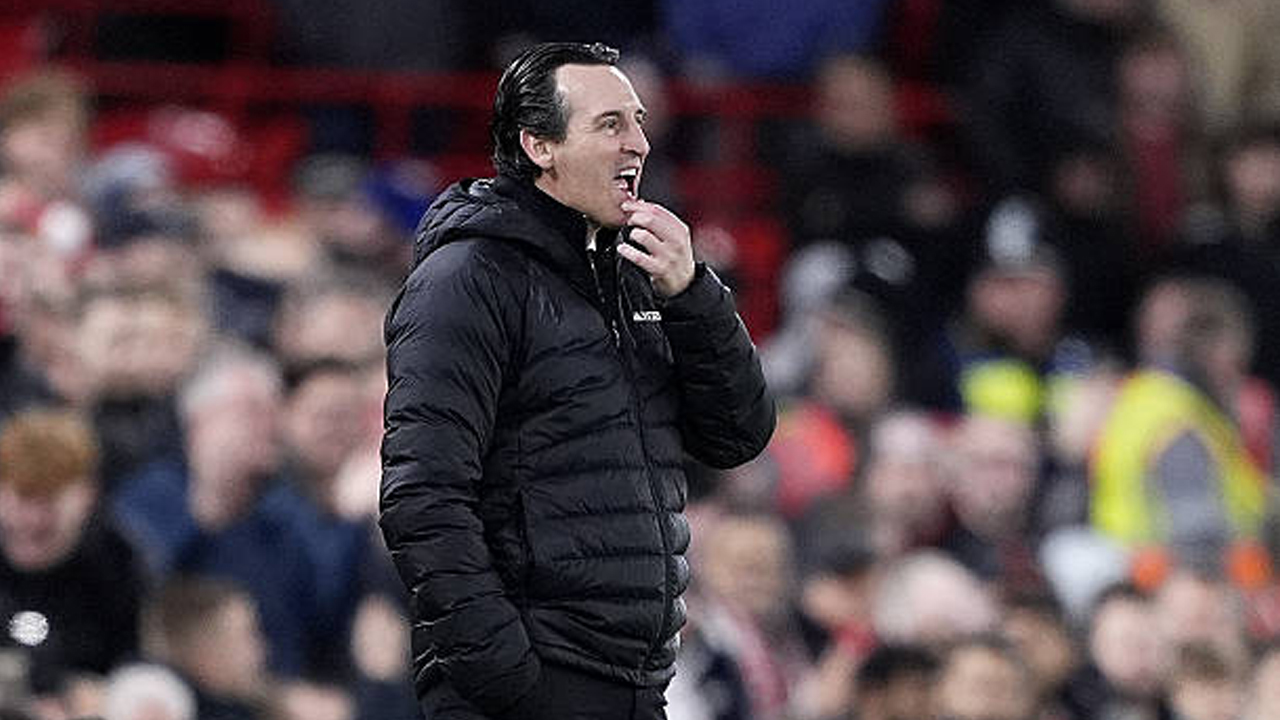 Aston Villa Kalah dan Mandul di Anfield, Unai Emery Tak Panik