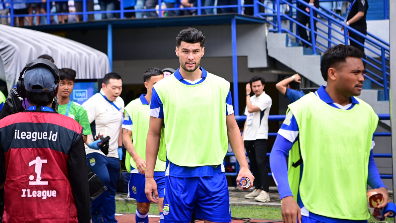 Bek Persib, Julio Cesar