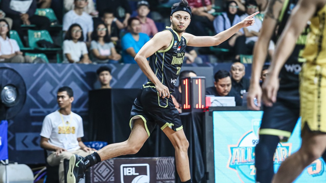 Rizal Falconi Dilepas Borneo Hornbills setelah Lewati Satu Musim