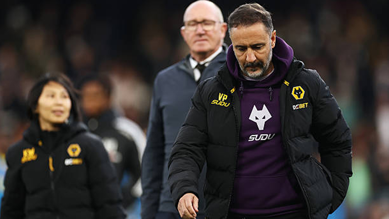 Wolves Terpuruk, Suporter Tuntut Tanggung Jawab Pemilik dan Vitor Pereira