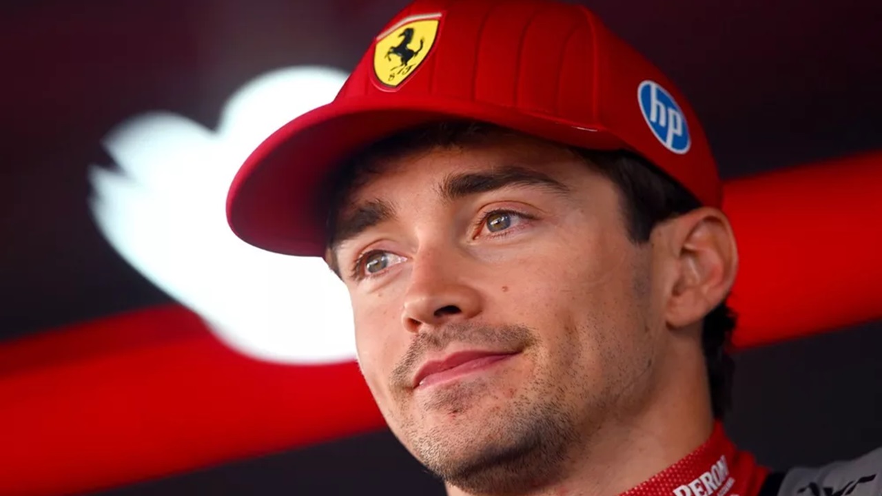 Charles Leclerc Resmi Bertunangan dengan Kekasihnya Alexandra Saint Mleux