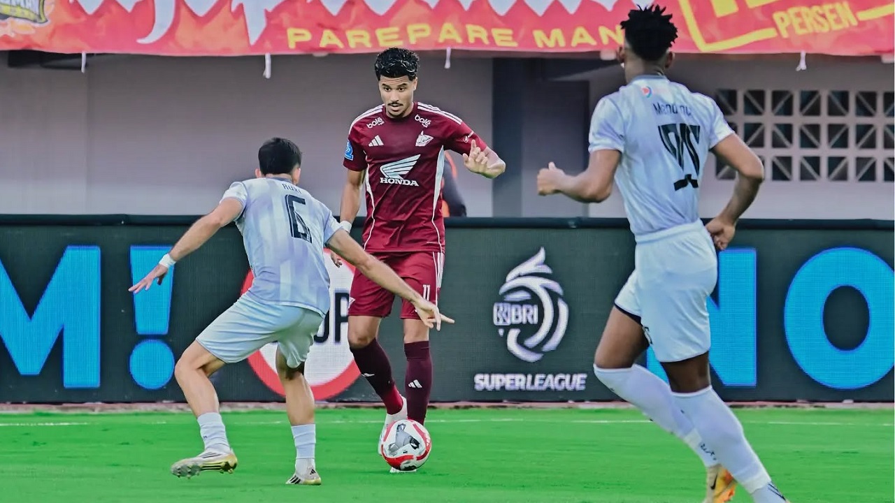 Pemain PSM Makassar, Lucas Diaz di laga kontra Madura United