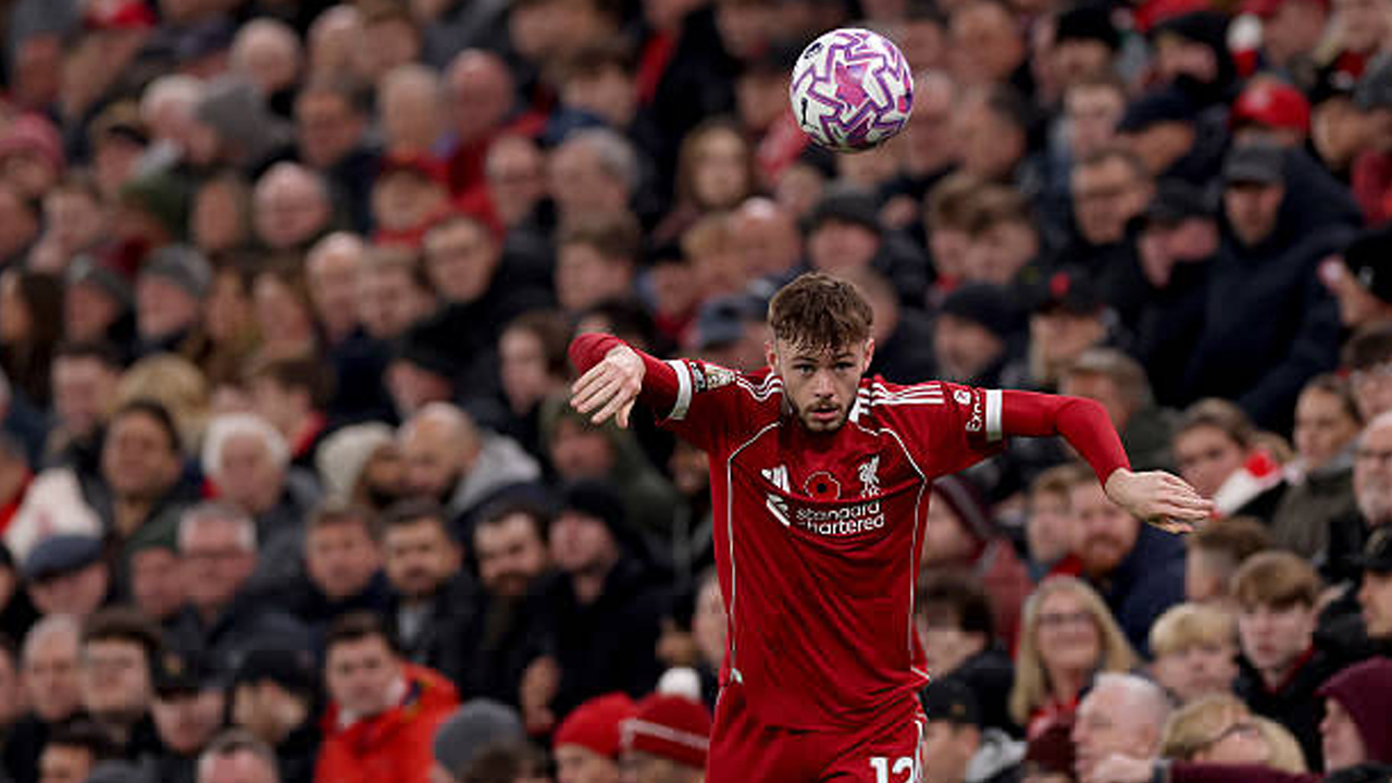 Tetap Bugar Arungi Jadwal Padat Jadi Tantangan Conor Bradley di Liverpool