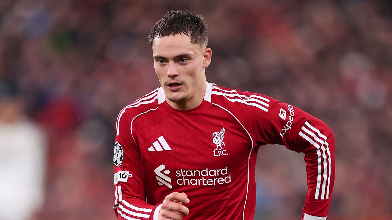 Arsene Wenger mengomentari kehadiran Florian Wirtz di Liverpool