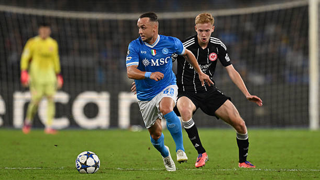 Hasil Pertandingan Champions League: Napoli 0-0 Eintracht Frankfurt