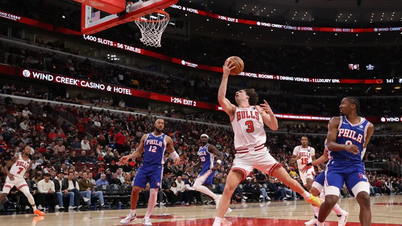Josh Giddey Menyamai Level Michael Jordan Saat Bulls Kalahkan Sixers