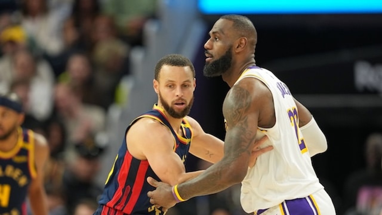 Stephen Curry Salut dengan Etos Kerja LeBron James