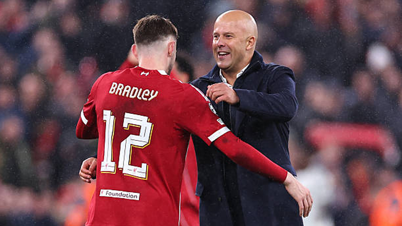 Tampil Luar Biasa Lawan Madrid, Conor Bradley Dapat Pujian dari Arne Slot