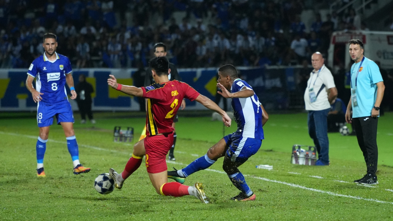 Persib menang dramatis di markas Selangor