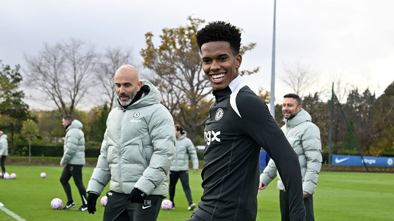 Estevao Willian dan pelatih Chelsea, Enzo Maresca