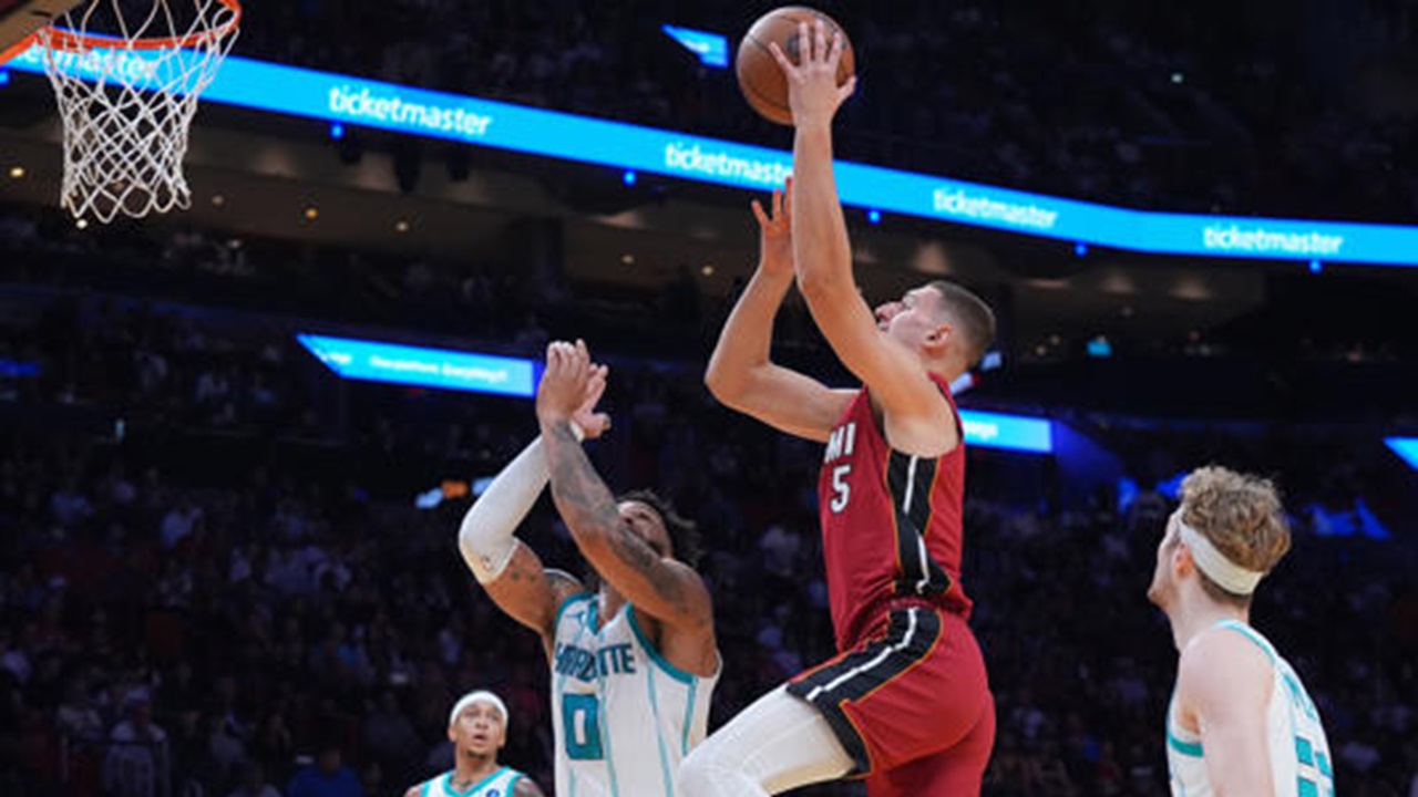 Heat Cetak Rekor saat Menang Besar Lawan Hornets