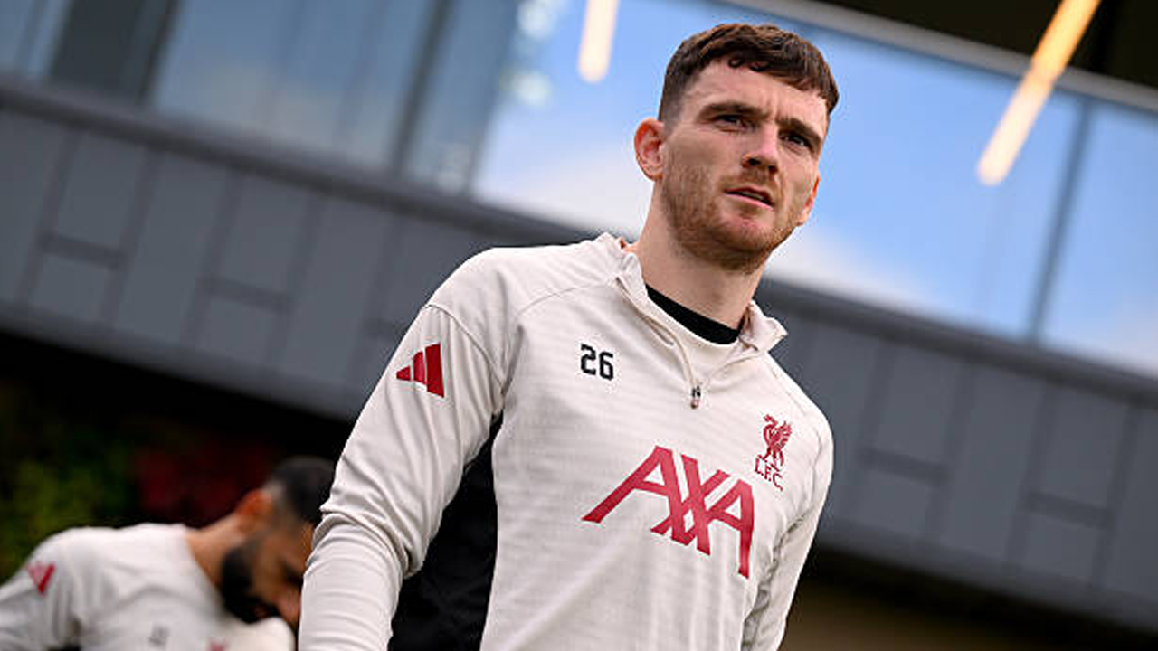 Masih Vital untuk Liverpool, Arne Slot Bahas Masa Depan Andy Robertson