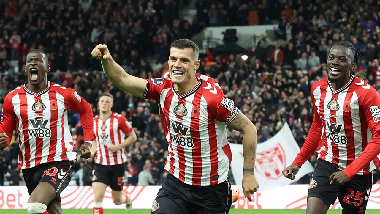 Granit Xhaka jadi andalan manajer Sunderland, Regis Le Bris