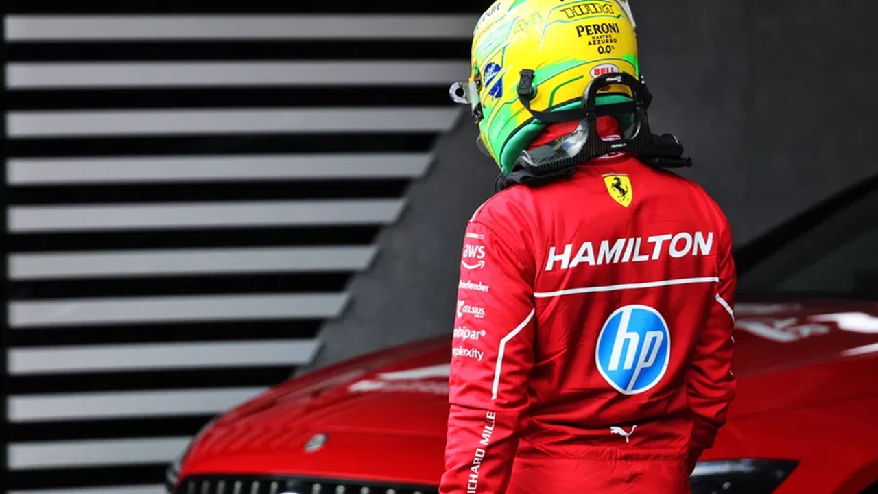Lewis Hamilton Lempar Handuk Hadapi Balapan di Sao Paolo