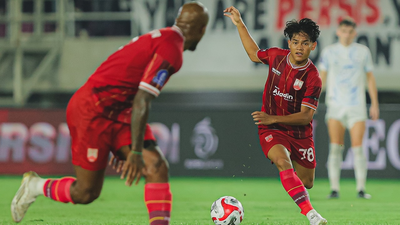 Gelandang Persis Solo, Zanadin Fariz di laga kontra PSIM Jogja