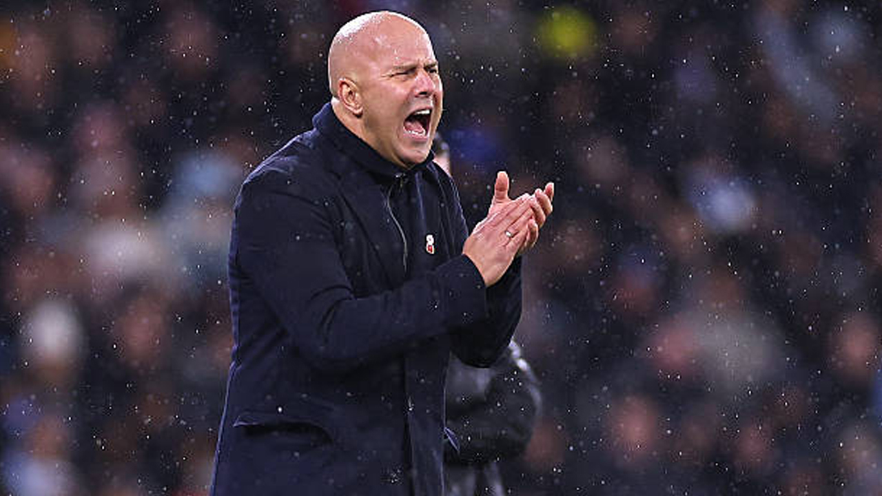 Fokus Jangka Pendek, Arne Slot Akui Kekalahan Liverpool Terlalu Banyak