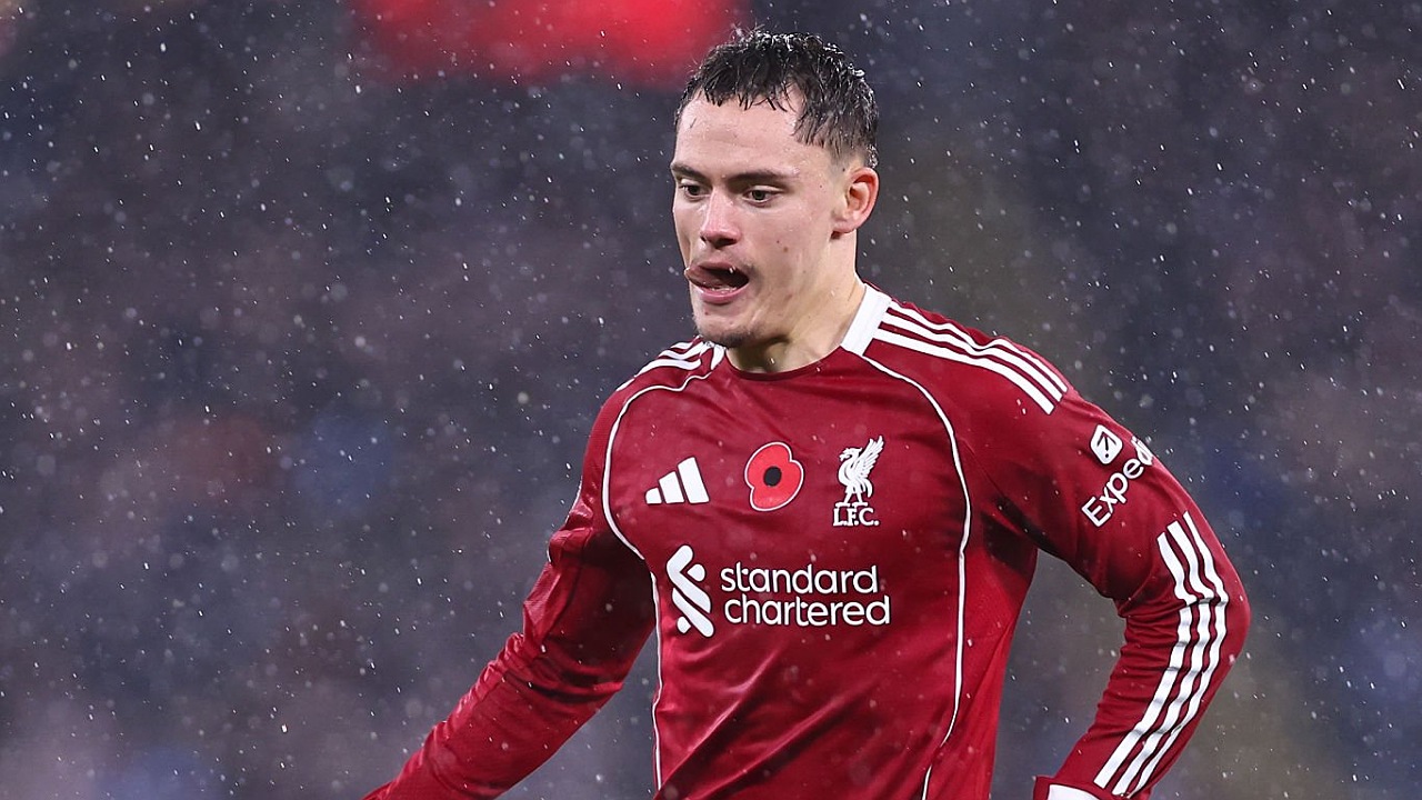 Florian Wirtz dikritik oleh legenda Manchester United, Gary Neville