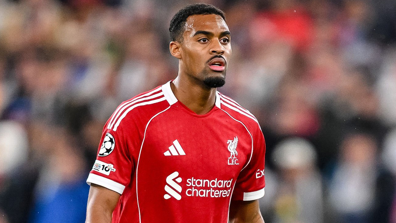 Ryan Gravenberch Masuk Nominasi FSA Men's Player of the Year