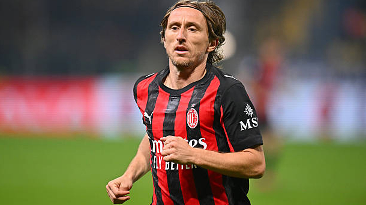 Jadi Pembeda Bagi AC Milan, Luka Modric Dinobatkan Sebagai MVP Oktober