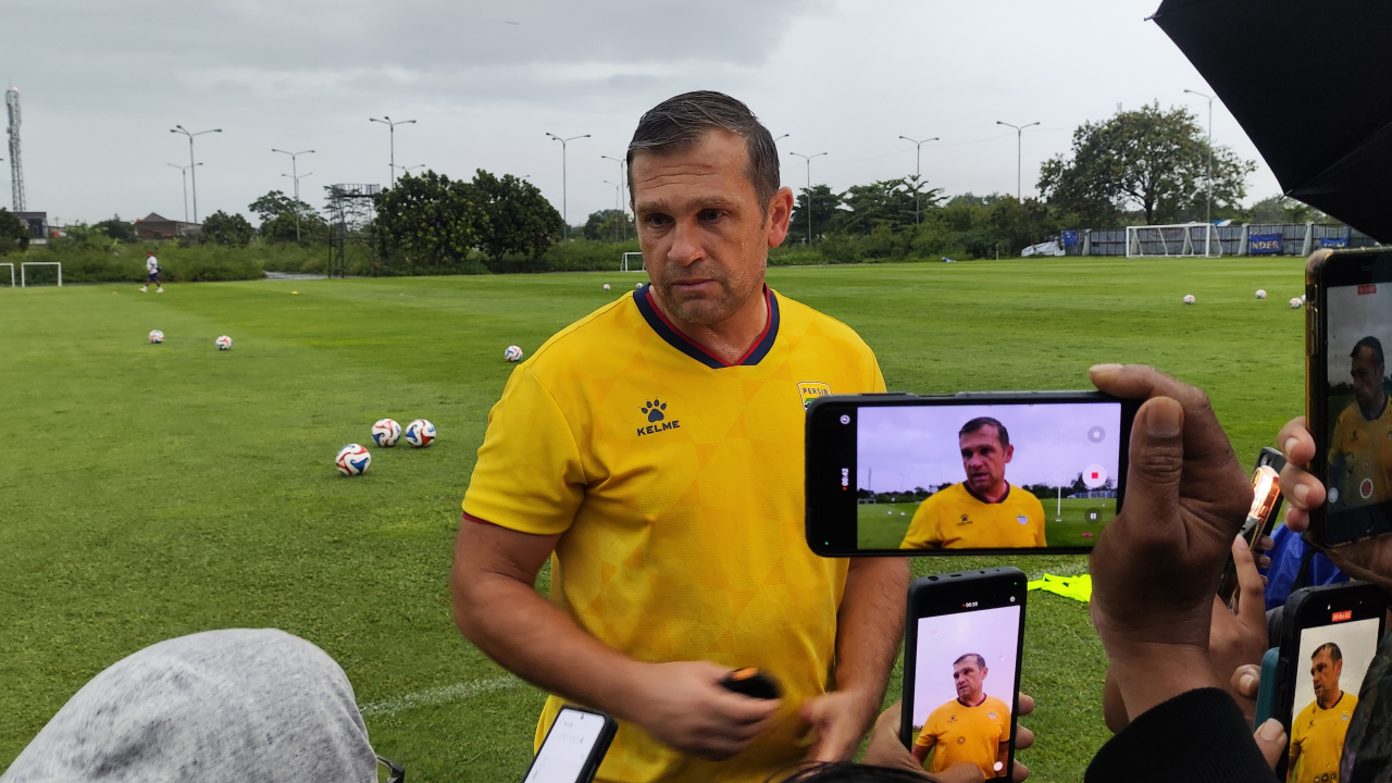 Igor Tolic ungkap alasan Bojan Hodak absen di latihan