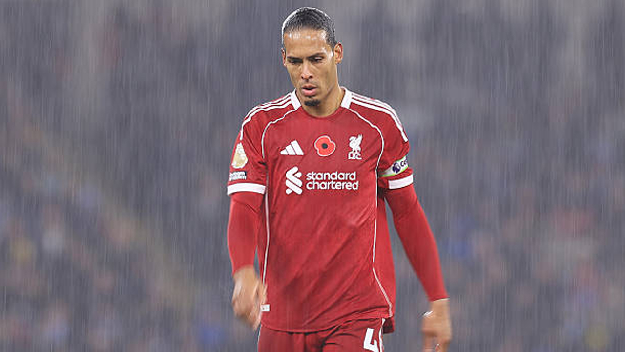 Abaikan Kebisingan Luar, Wayne Rooney Kembali Kritik Virgil van Dijk