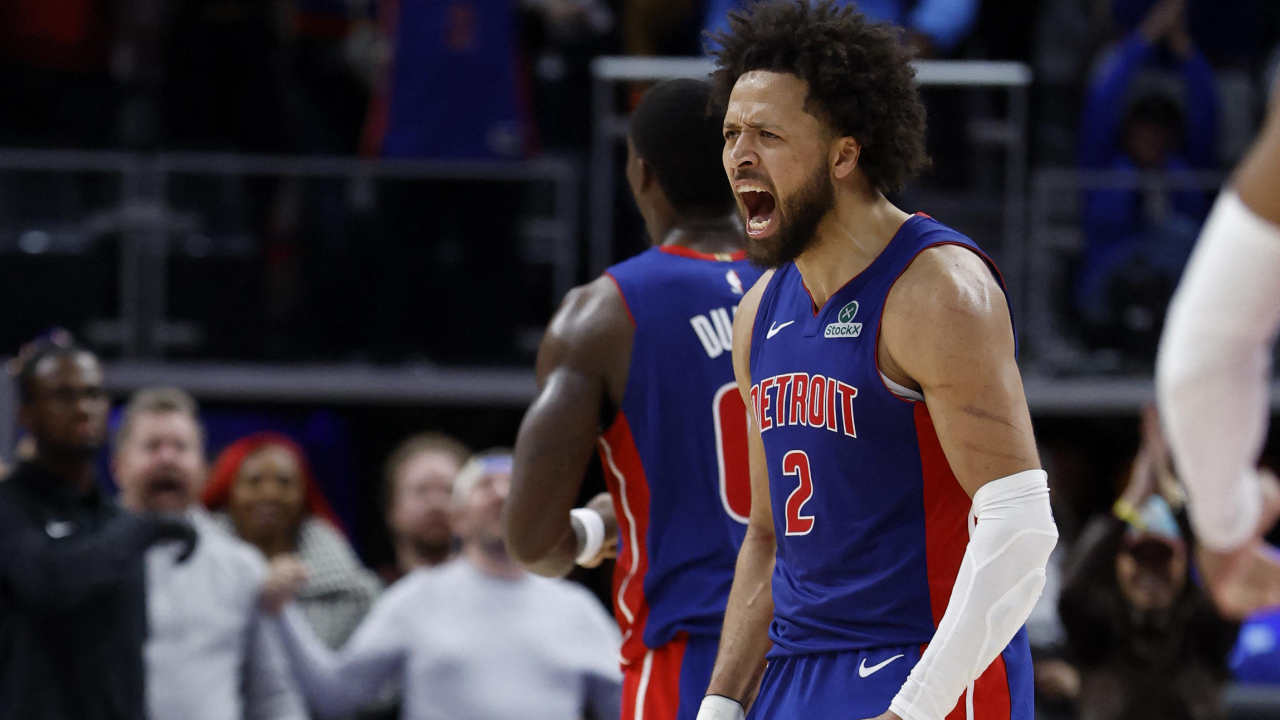 Cade Cunningham bergabung dengan kelompok elit, menjadi pemain kedua dalam sejarah Pistons, setelah Isiah Thomas, yang mencatat triple-double 40 poin. (Foto: AP)