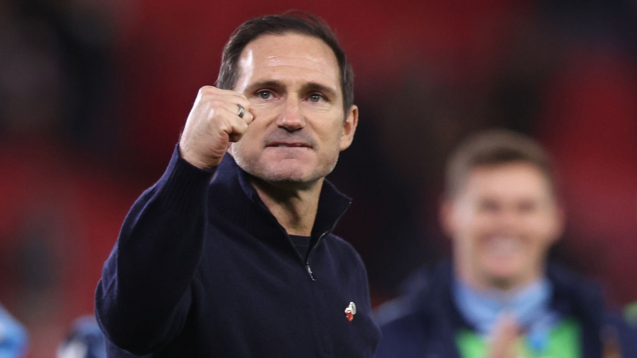 Frank Lampard membawa Coventry City memimpin di Champhionship