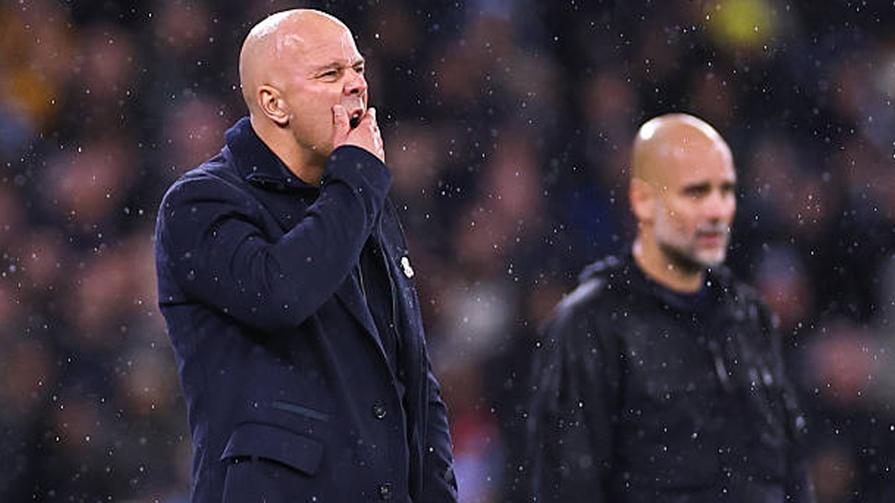 Liverpool Tak Beri Perlawanan di Etihad, Pendekatan Arne Slot Dinilai Naif