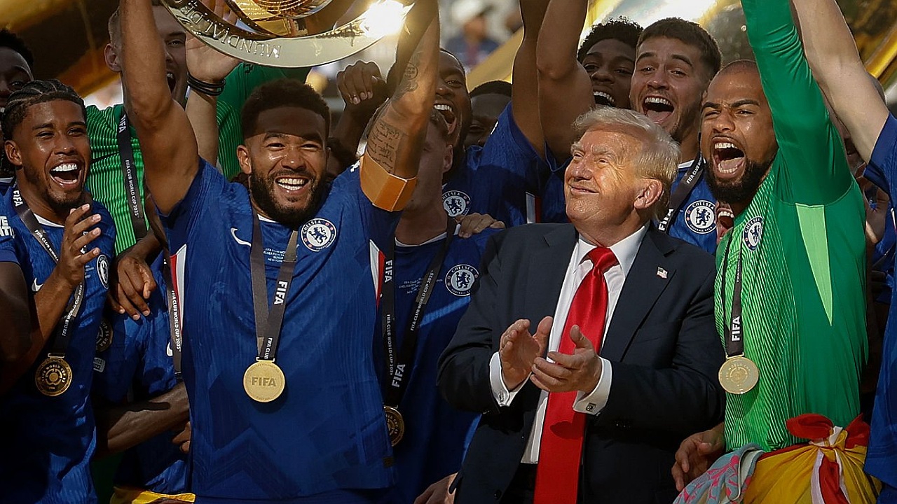 Reece James dan pemain Chelsea bersama Presiden Amerika Serikat, Donald Trump