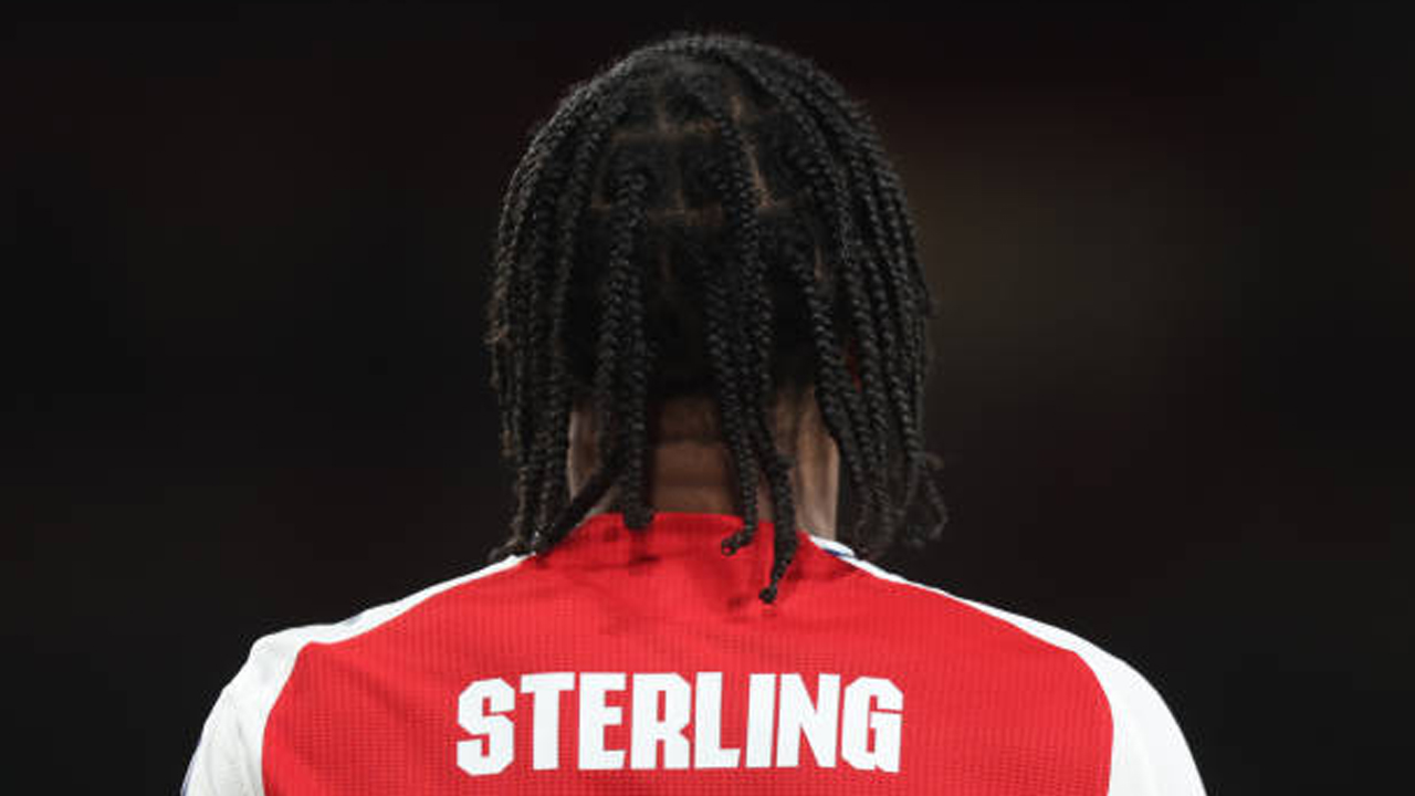 Rumahnya Dibobol, Raheem Sterling Hadapi Langsung Pencuri Bersenjata