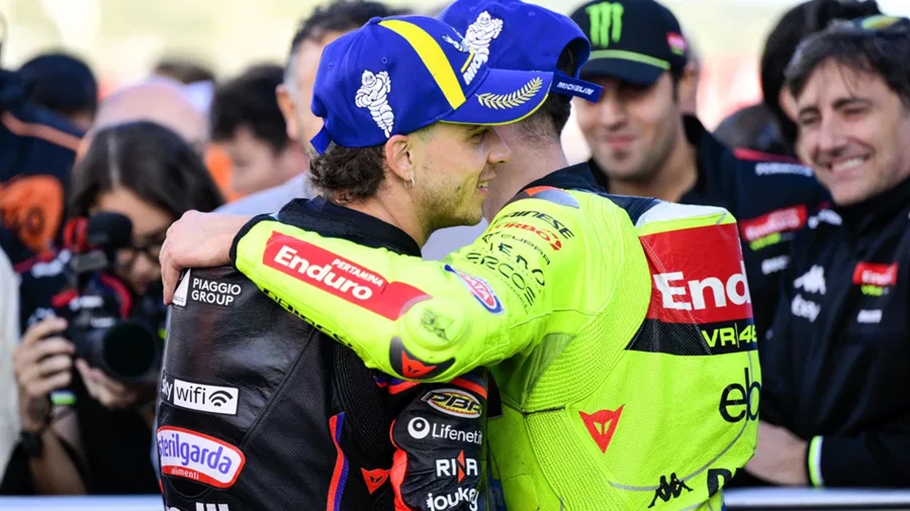 Marco Bezzecchi Senang saat Lawan Di Gianntonio