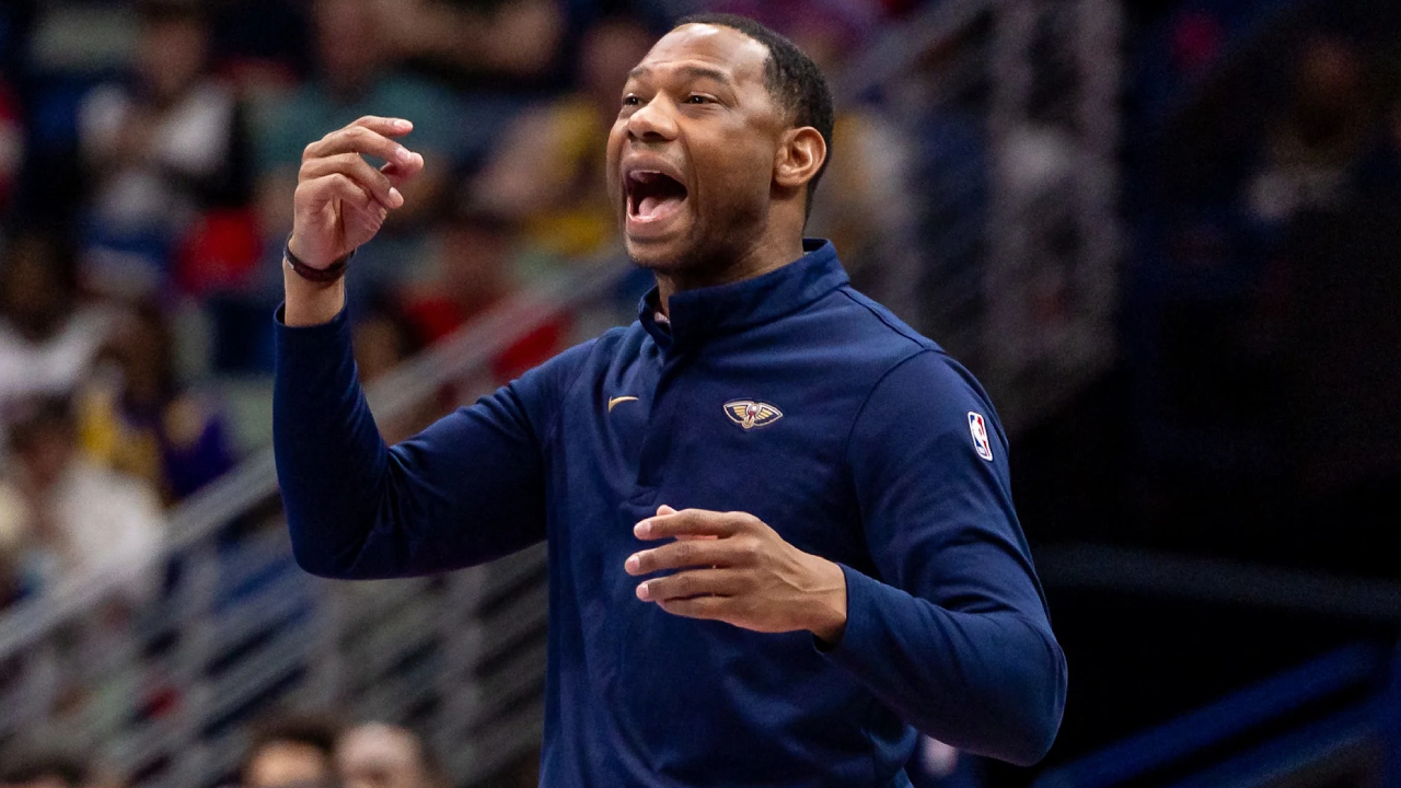 Keputusan ini mengakhiri masa jabatan Willie Green selama lima tahun, di mana ia mencatatkan rekor 150-190 dan dua kali lolos ke playoff. (Foto: AP)