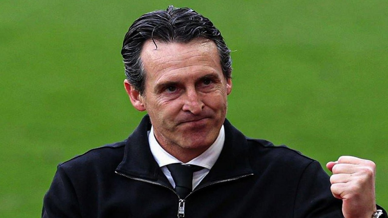 Villa minati gelandang Lazio