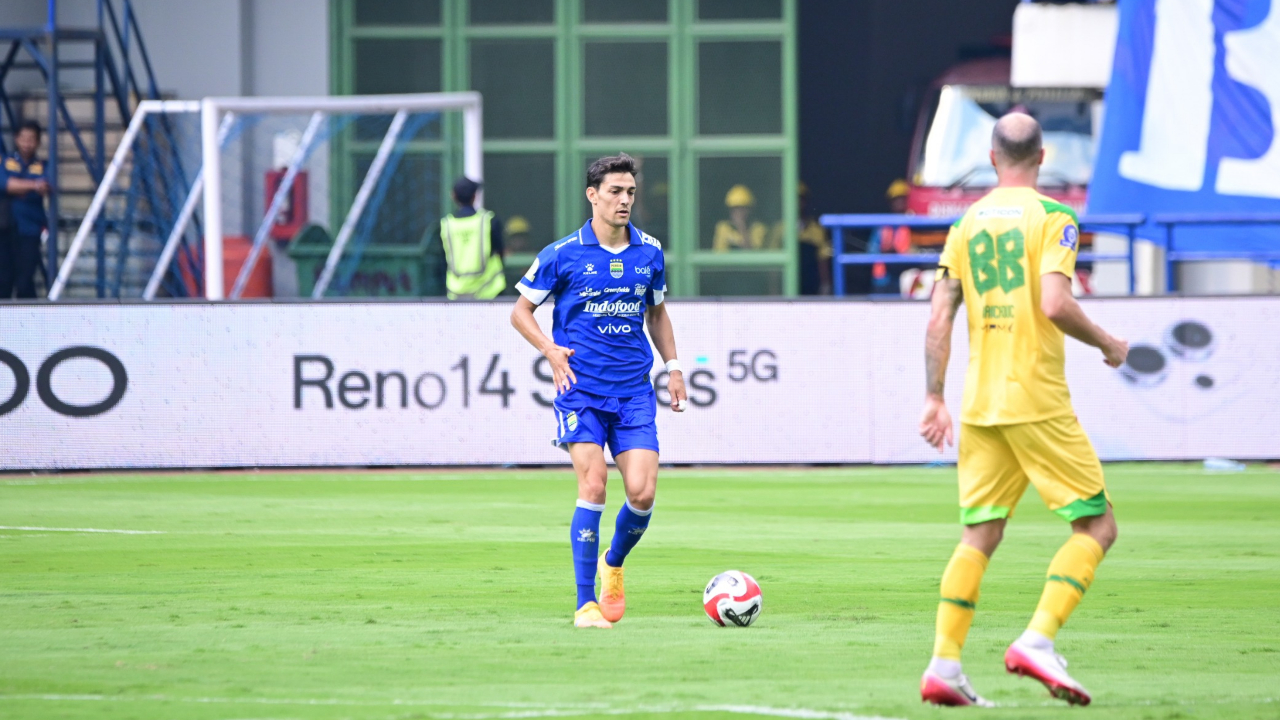 Bek Persib, Federico Barba