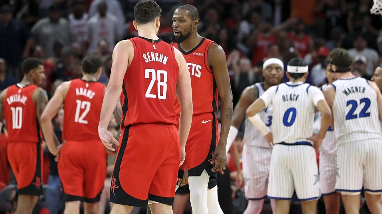 Alperen Sengun Percaya dengan Kemampuan Durant saat Kalahkan Rockets