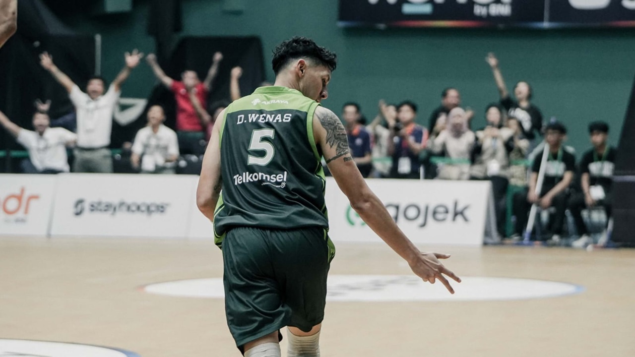 Daniel Wenas Tetap Bertahan Bersama Bogor Hornbills