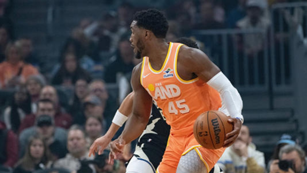 Donovan Mitchell Antarkan Cavaliers Atasi Bucks